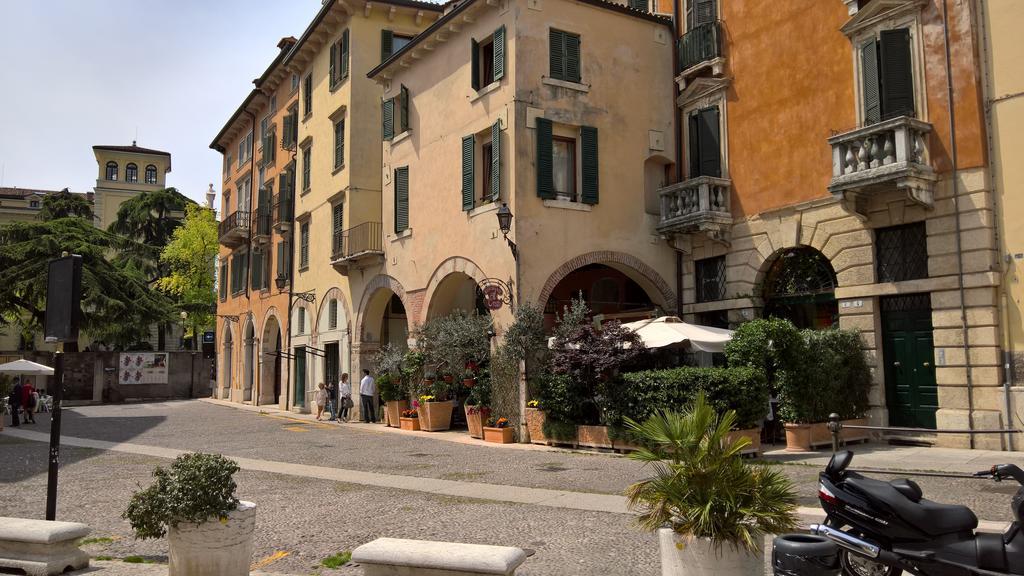 Casa Ferrari Appartamento Verona Sanificato Ozono 외부 사진