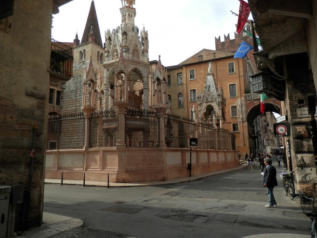 Casa Ferrari Appartamento Verona Sanificato Ozono 외부 사진